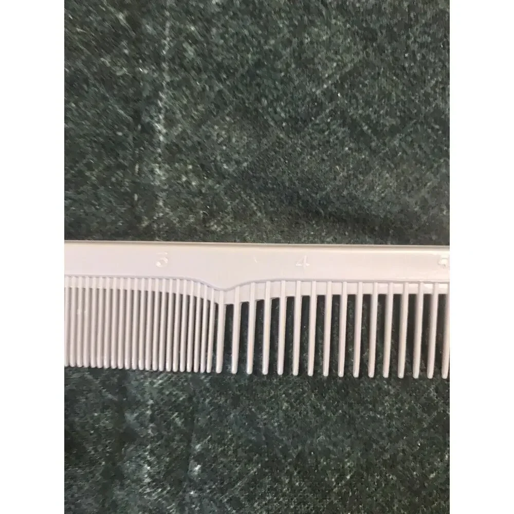 Wahl‎ Milo Barber Combs Unbranded Brush Lot